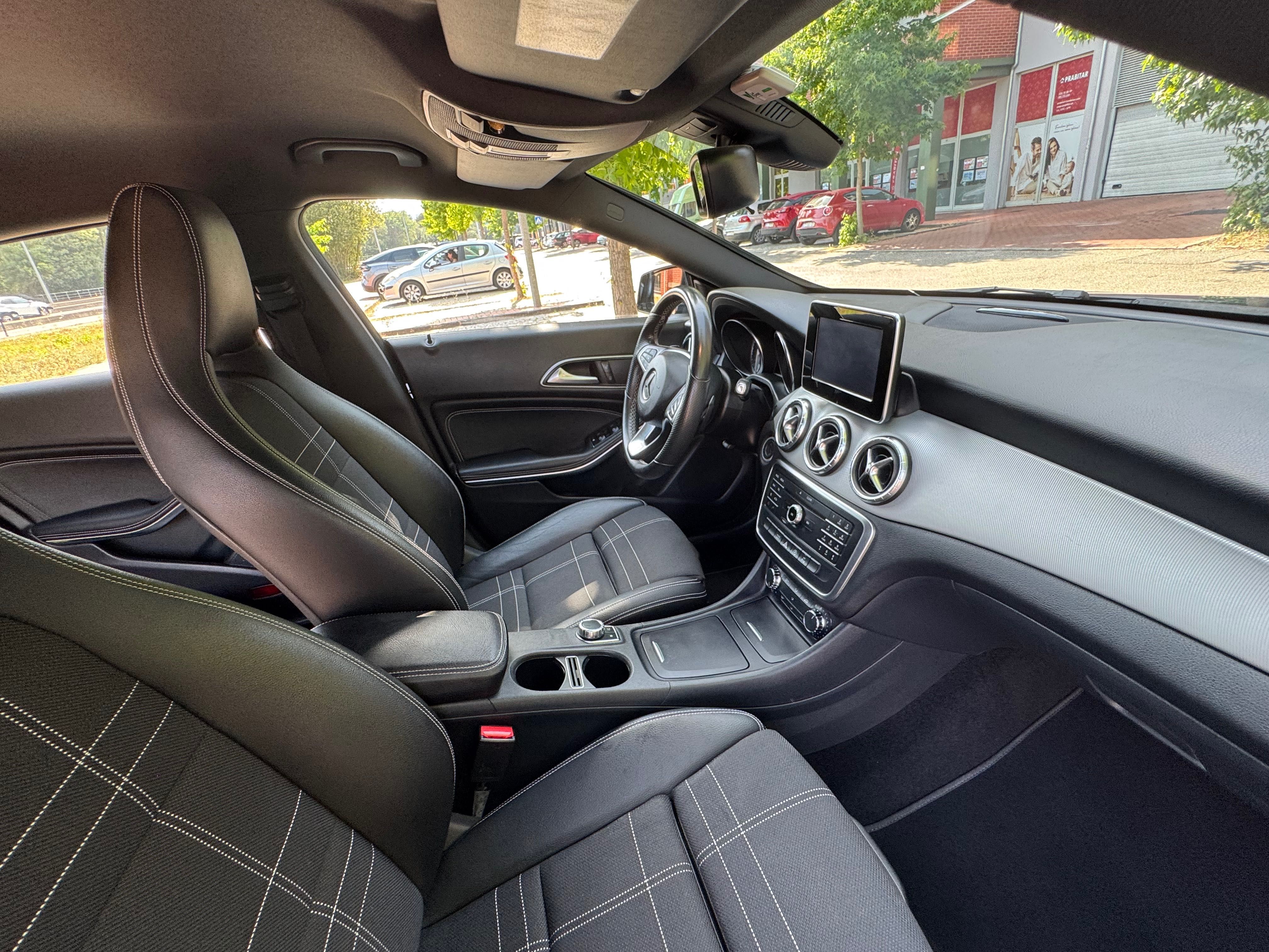 Mercedes-Benz cla 180d shooting brake