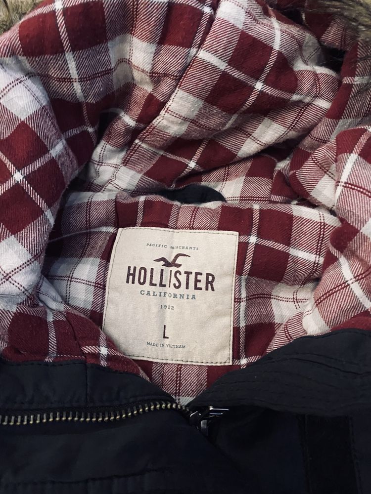 Hollister damska kurtka parka, czarna z futerkowym kapturem  r. L