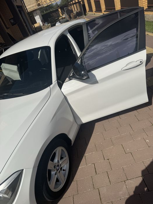 BMW 1 Series 116D 2012, 2.0 дизель, автомат