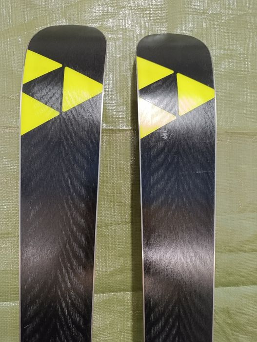 Nr 84 Nowe narty gigantowe Fischer Rc4 Gs Fis 170 cm + wiązania Z11