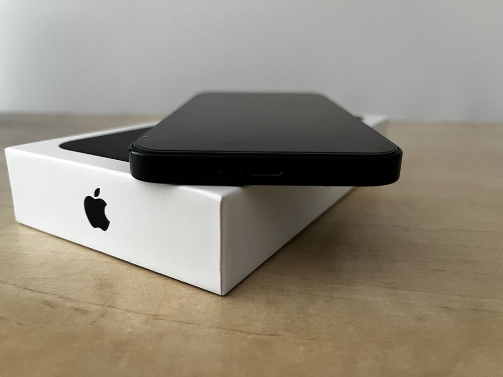 Iphone 13 128 gb midnight jak nowy 88% kondycji