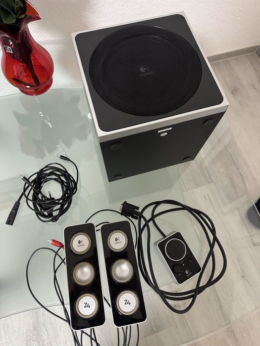Glosniki Logitech Z4  komputerowe zestaw 2.1 2+1 Subwoofer