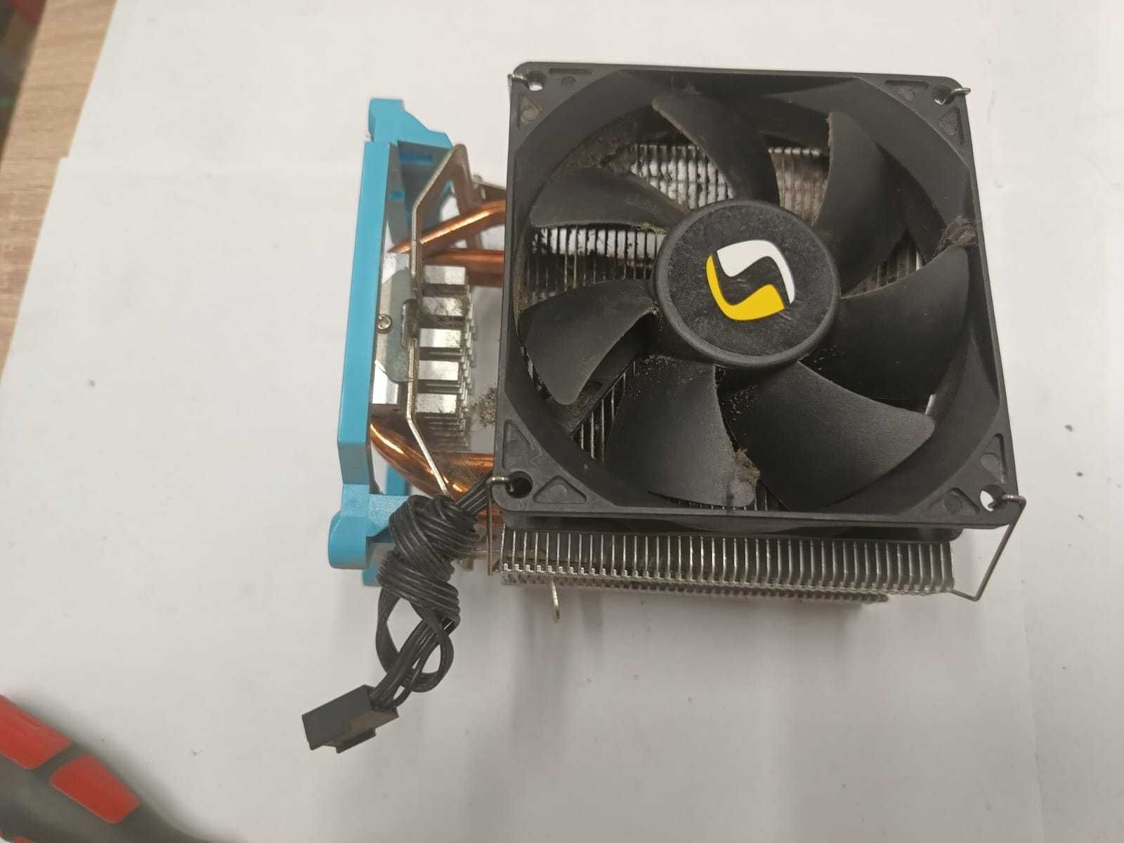 Wentylator z radiatorem do Komputera PC.