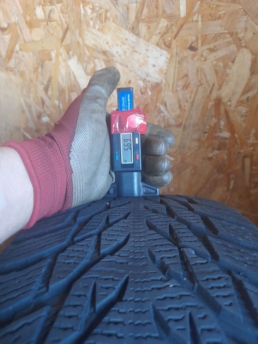 Шини Nokian Hakkapeliitta R3 205/55 R16 94R XL Б/У 5,5 мм