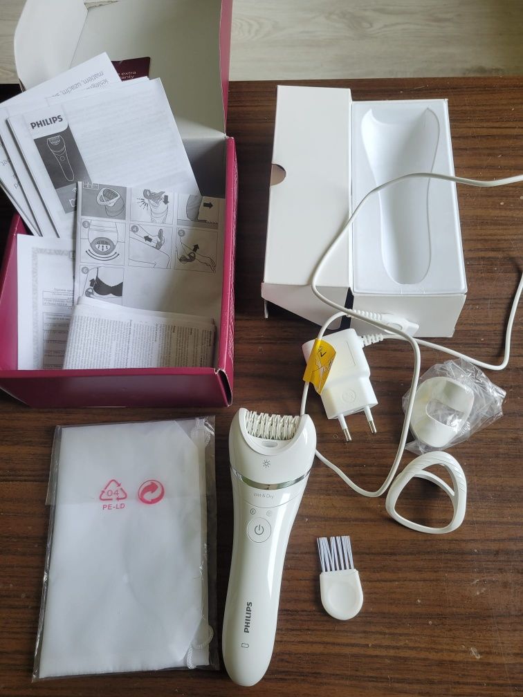 Depilator Philips seria 8000
