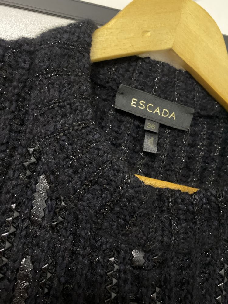 Жилетка Escada