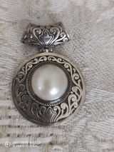 wisior srebrny z perłą
