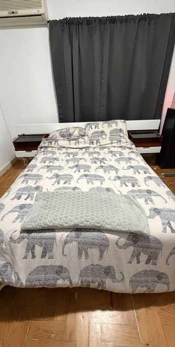 Cama casal com colchao