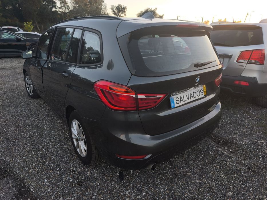 BMW 218d 7 lugares