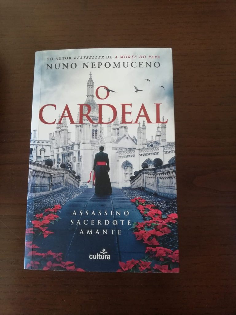 Livro "O cardeal" de Nuno Nepomuceno