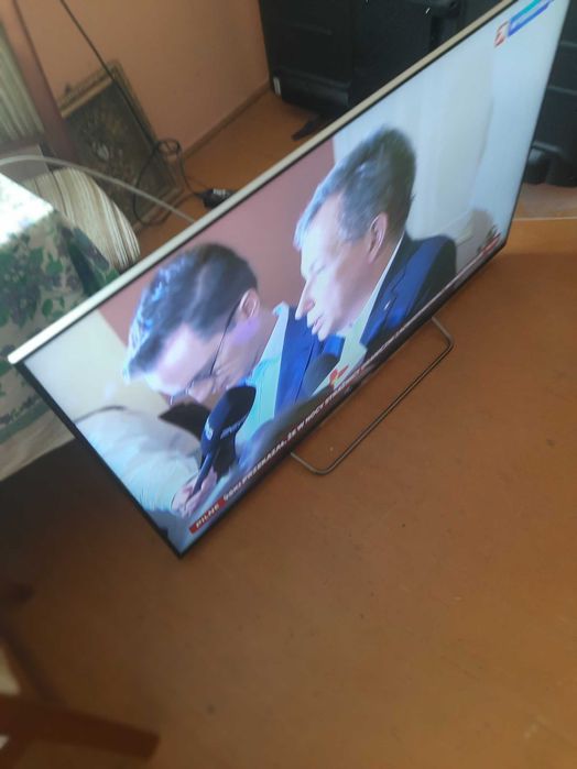 tvsony brawia led 55cali  pilot  model 55w809