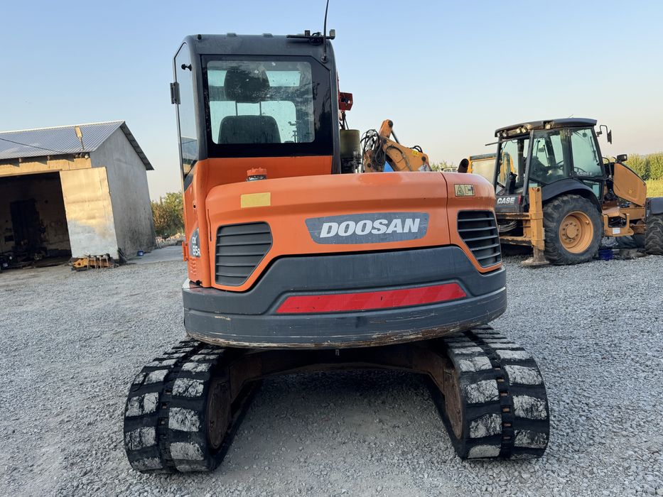 Мініекскаватор Doosan 8 тон PAWERTILT