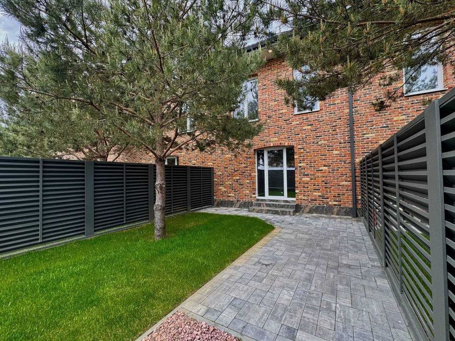 Вигідна пропозиція! Таунхаус у Стоянці з газом та НАПОВНЕННЯМ