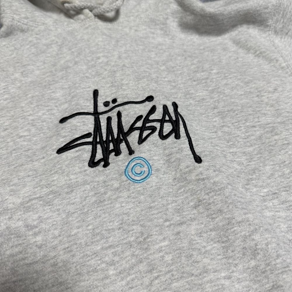 Худі Stussy, оригінал