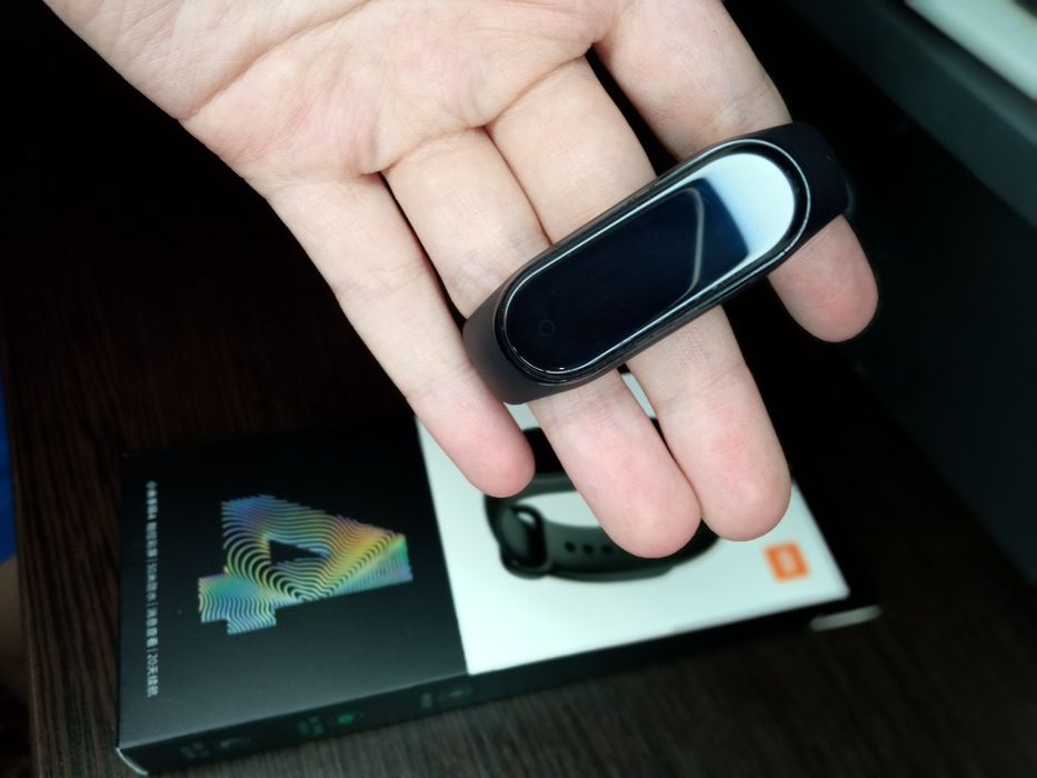 Xiaomi Mi Smart Band 4 (оригинал)