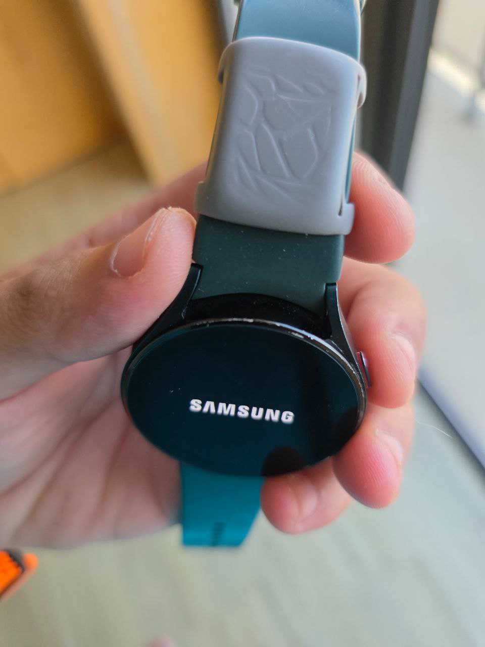 Samsung Galaxy Watch 4
