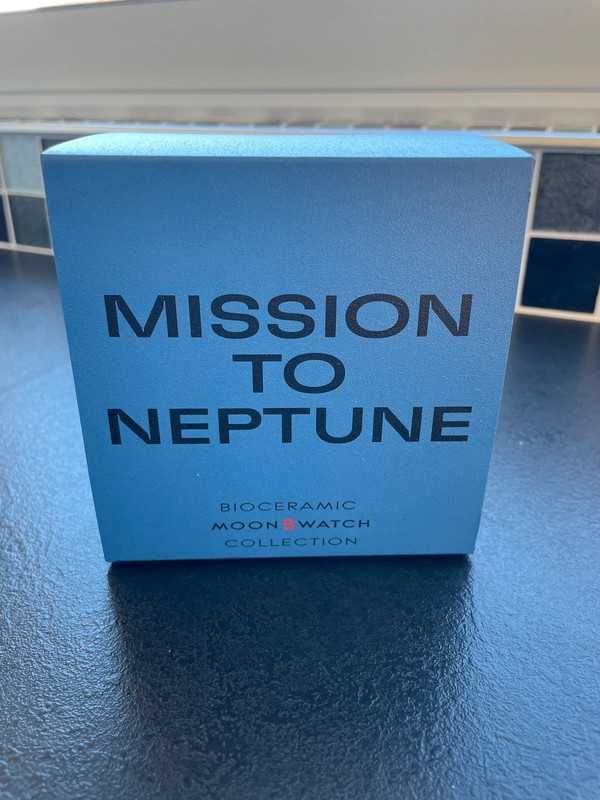 Omega x Swatch - Mission to Neptune Moonswatch - SO33N100