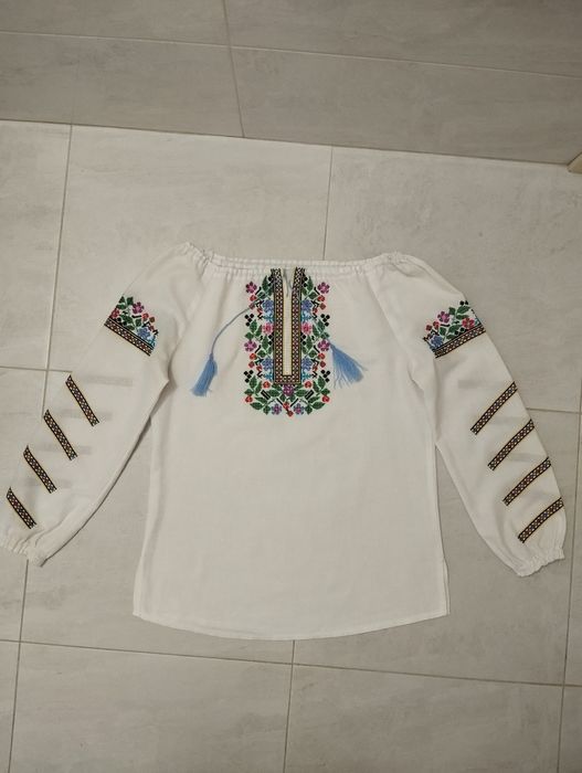 Вишиванка для дівчинки 12-13 років