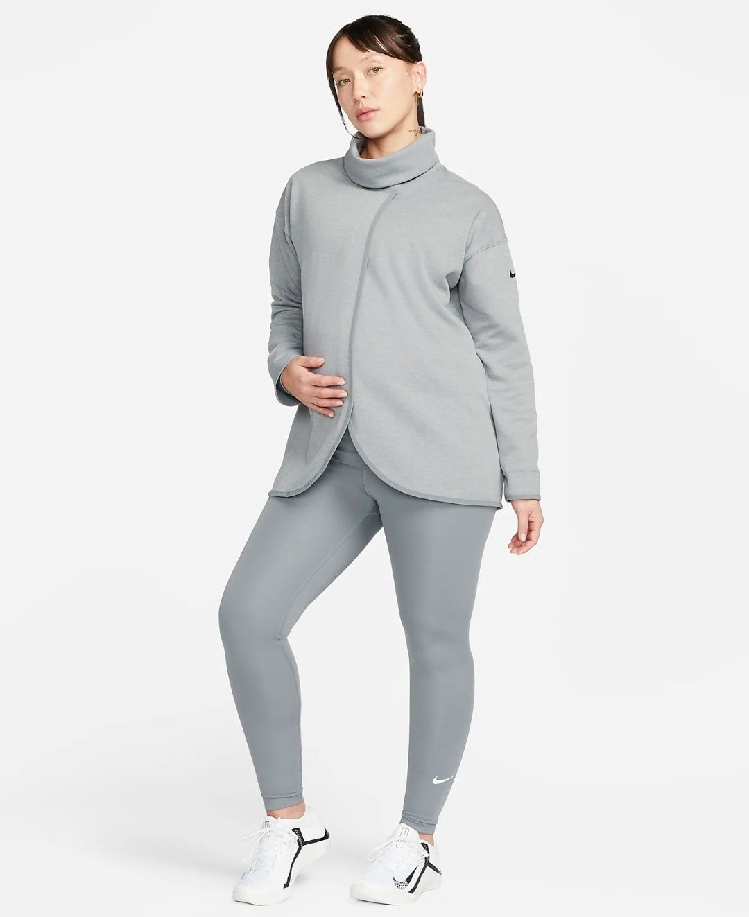 Жіночий двосторонній пуловер Nike.