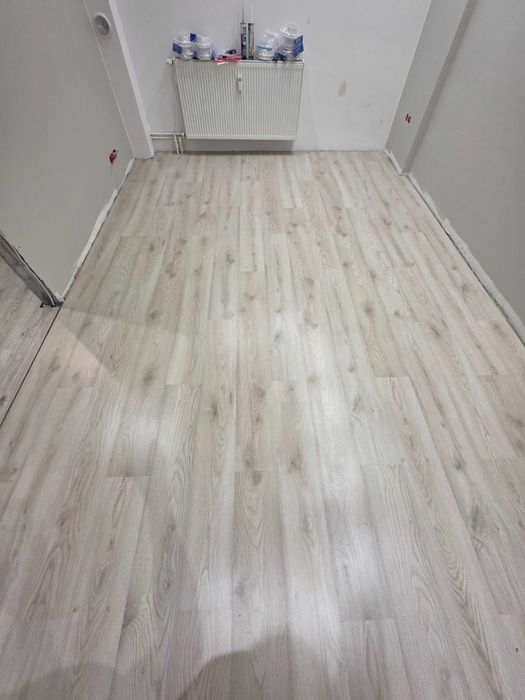 Panele podłogowe laminowane 13.5m2 AC4 7 mm Promo Flooring Dąb Esteban