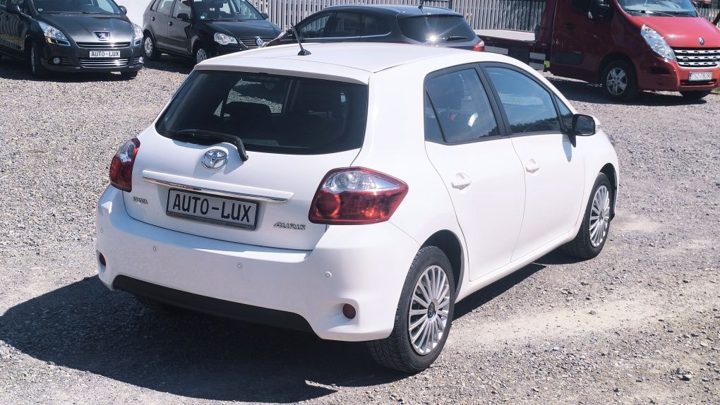 ///Piękna Toyota Auris 1,6 B Valve Matic 2010r LIFT z Niemiec///