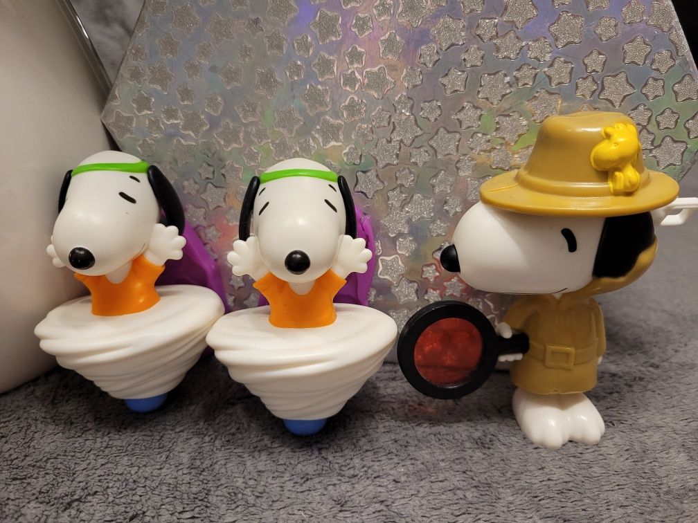 Figurki, breloki Snoopy z Mc Donald