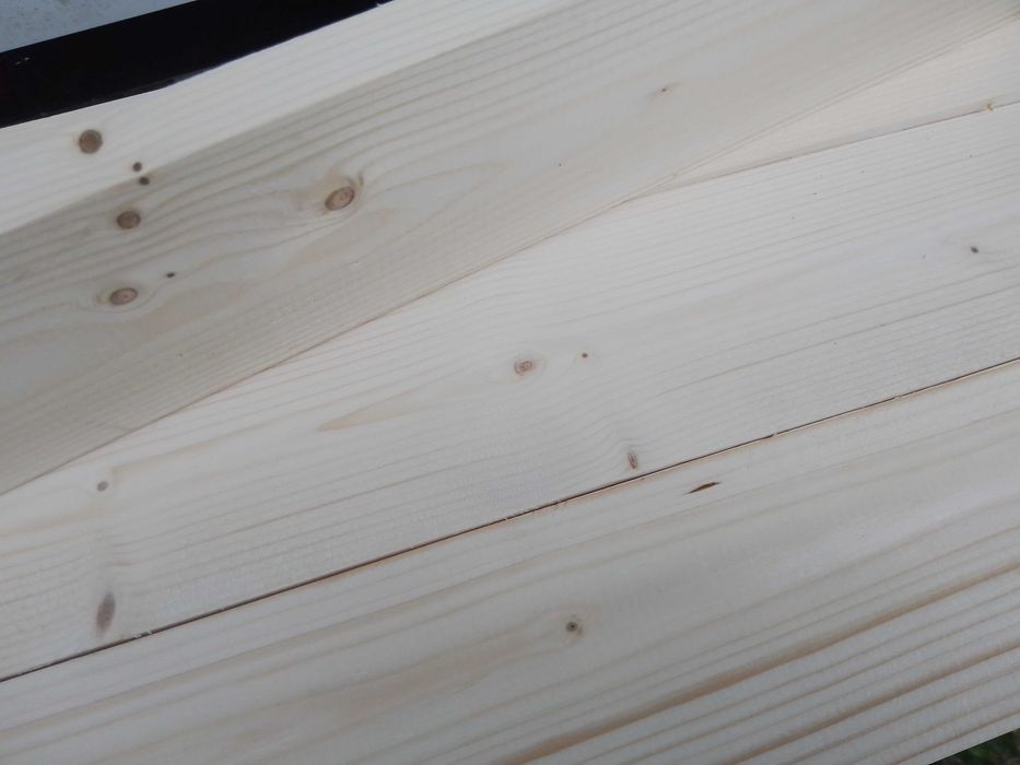 Nowa Deska tarasowa, świerk