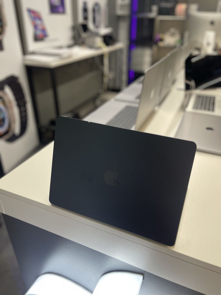 Ноутбук MacBook Air 13” 2022 M2 8 ОЗУ 256GB SSD стан  8.5/10 #70865