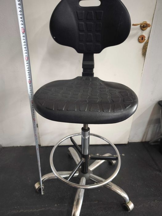 Krzesło obrotowe regulowane