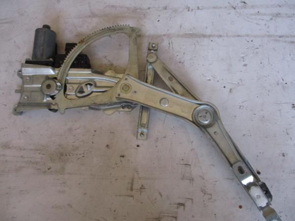 Elevador vidros frente direito OPEL Astra H Hatchback (L48)