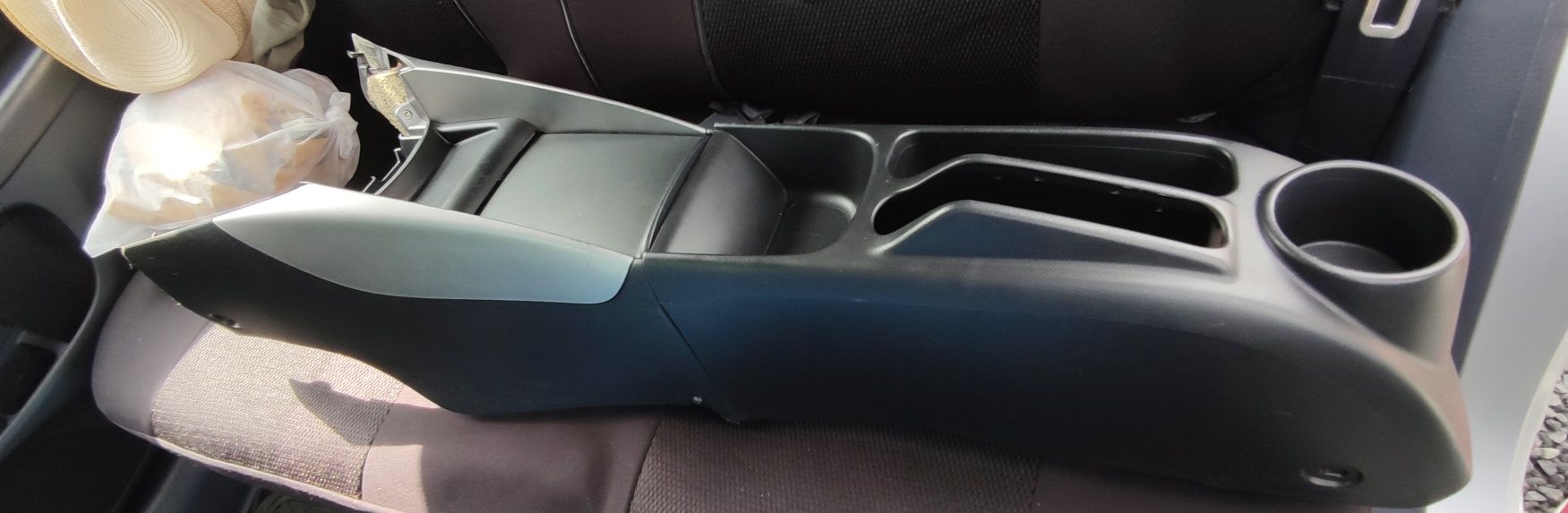 Консоль бокс,тоннель  console box, honda civic 7 vii