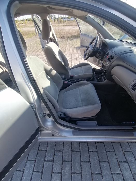 Nissan almera N16