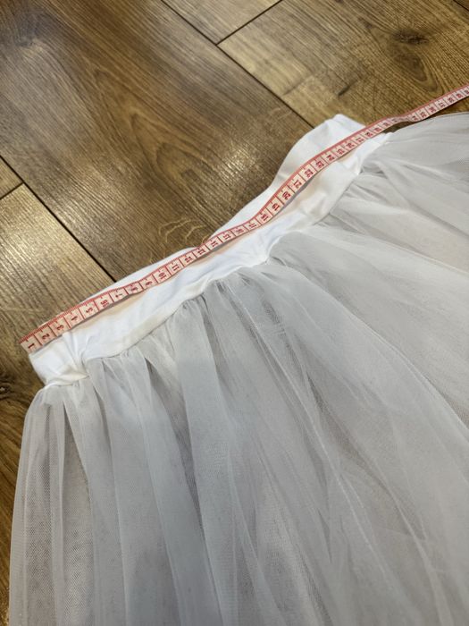 Спідниця з фатину білого кольору