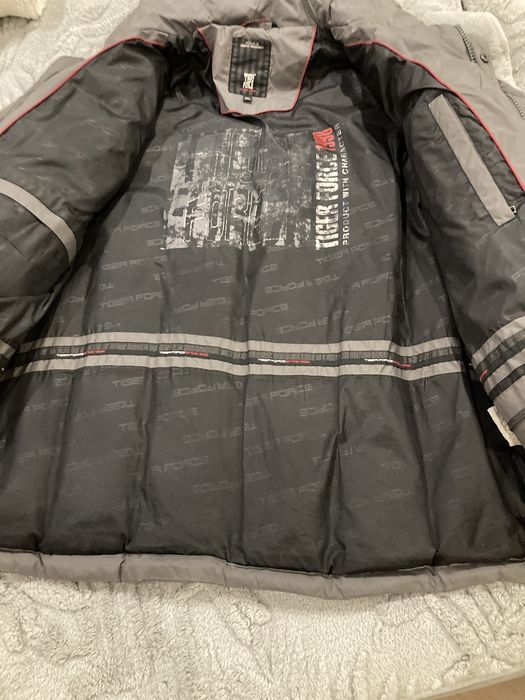 Чоловіча куртка-пуховик