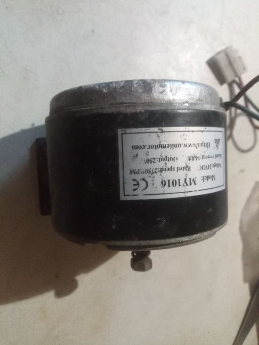 Електро двигатель от Э скутера.