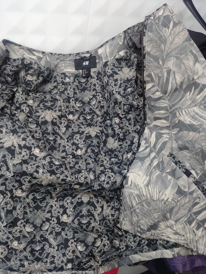 Cienka bomberka H&M