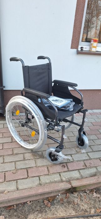 Wózek inwalidzki Vermeiren D200P