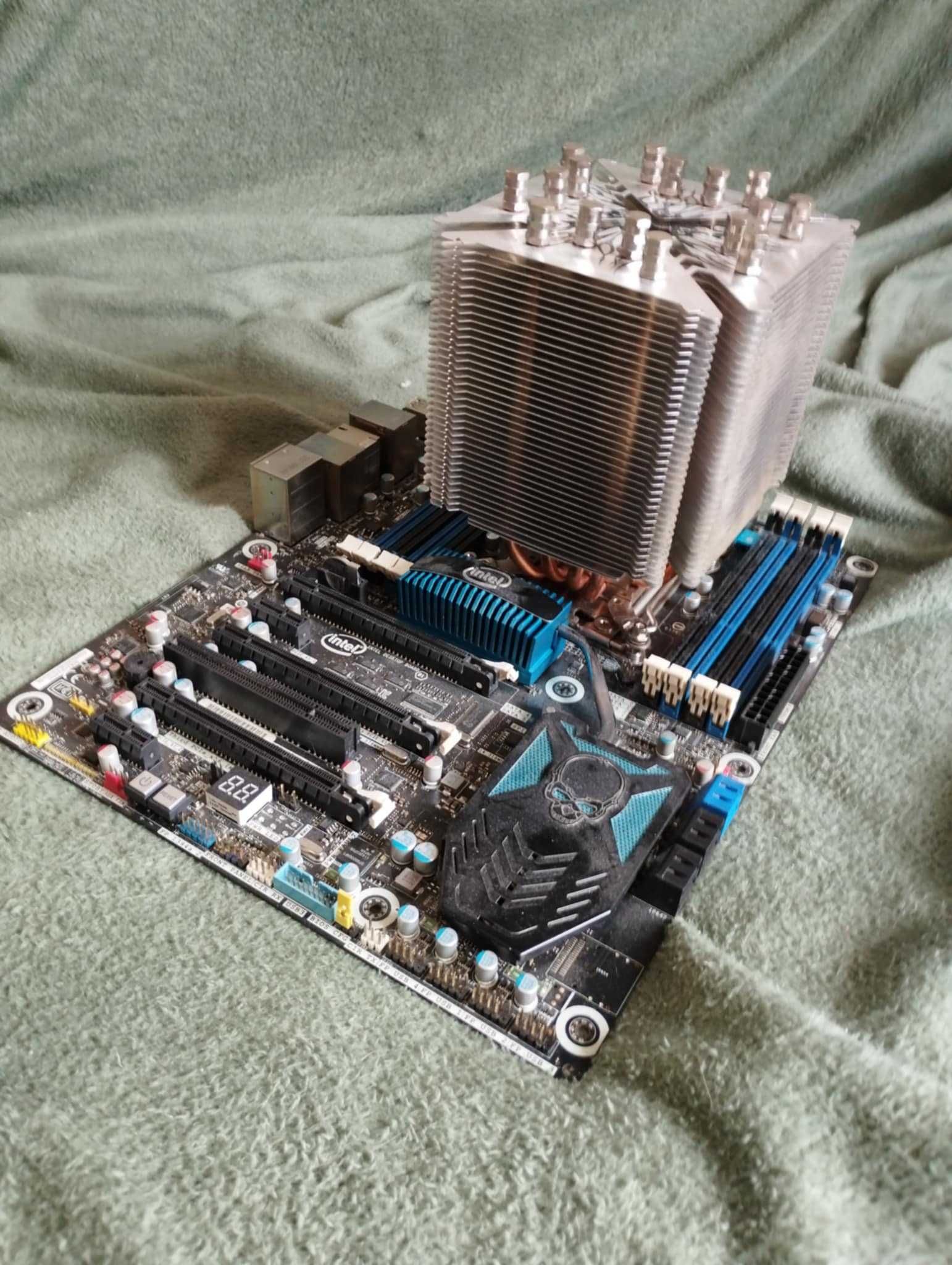 Płyta główna z procesorem i7 oraz 16GB ramu