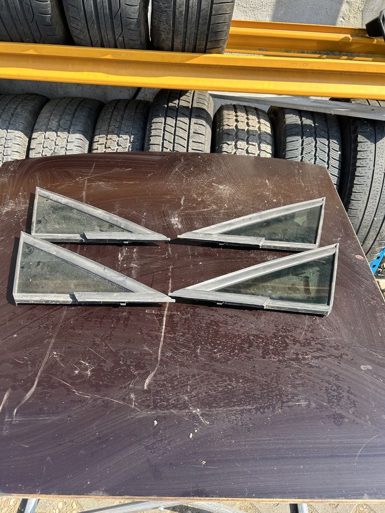 Seat Leon 5f0 szyba szybka trójkątna prawa przód