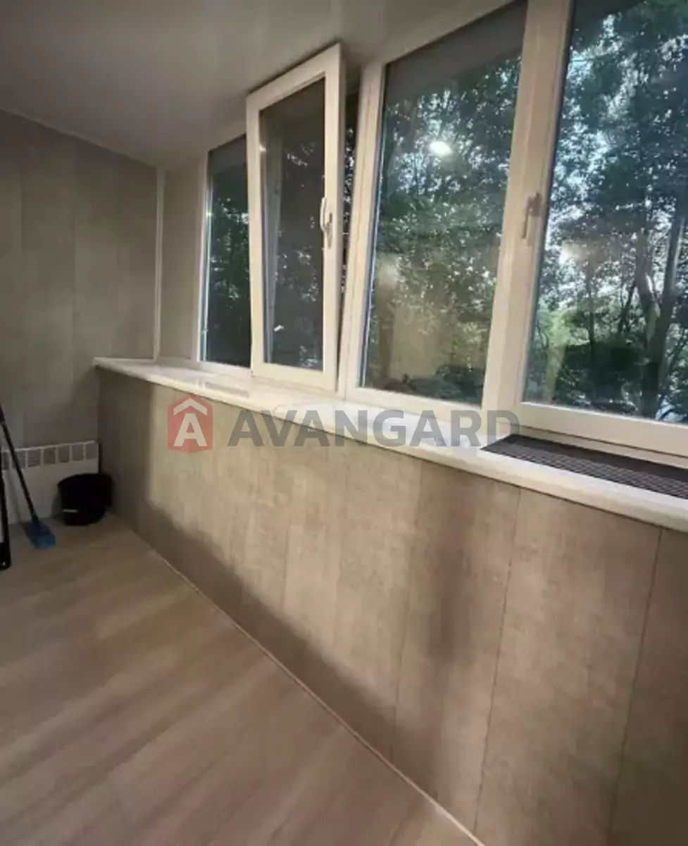 Продам 1 ком Тополь 3 Шевченковский район