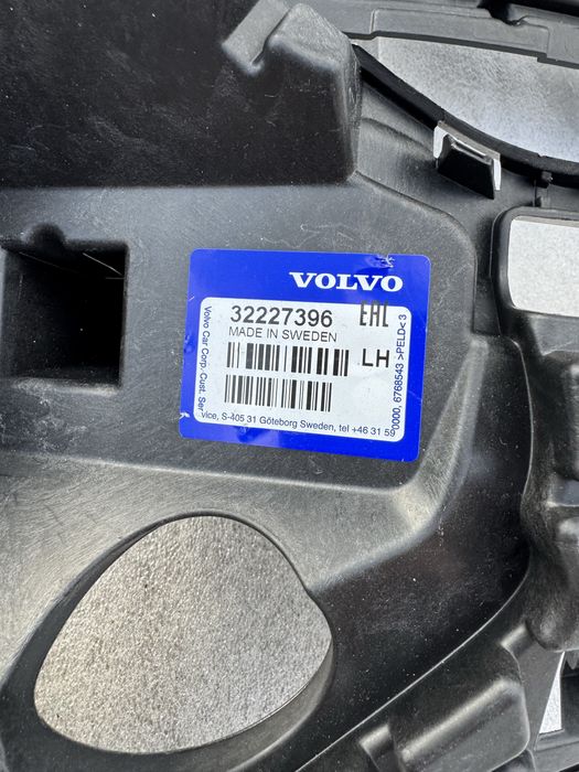 Slizg zderzaka volvo v90,s90 2016 do 2024. 32227,396