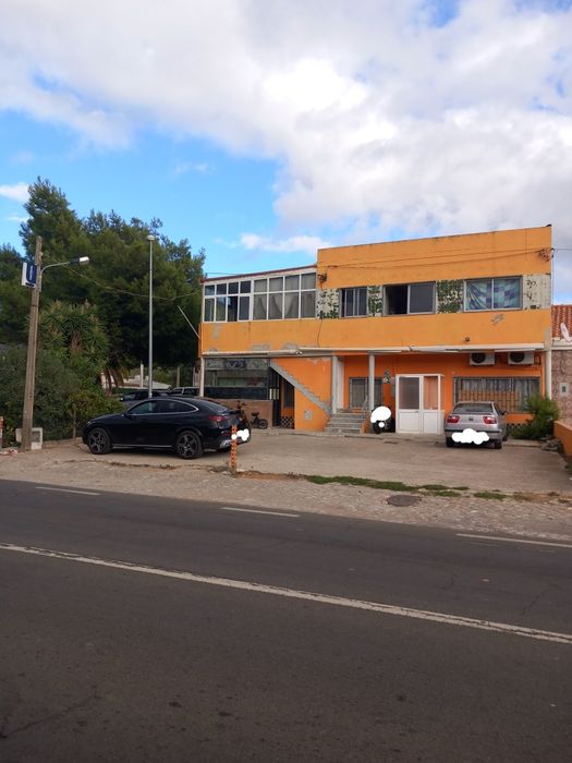 Vende-se habitação 250 m2, Estói