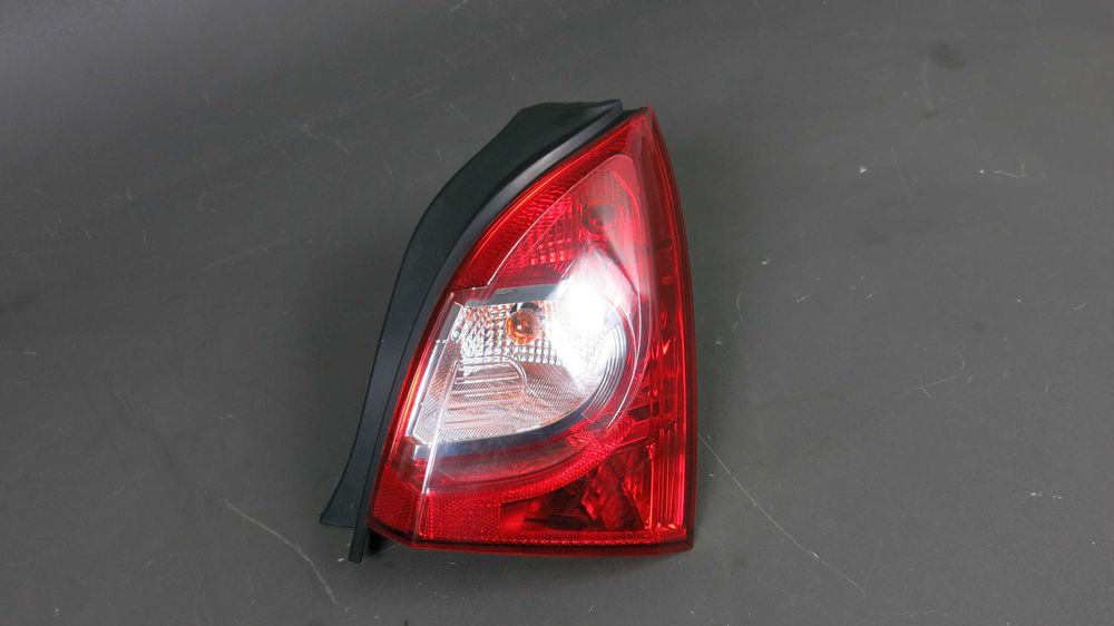 Renault Twingo 2 LIFT lampa tylna PRAWA EU