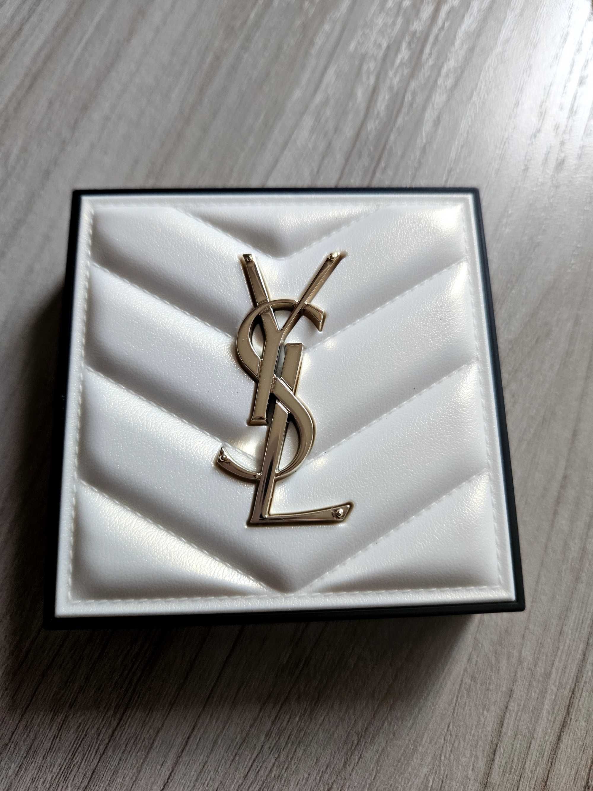 Sprzedam rozświetlacz firmy Ysl  ALL HORS ,,Hyper Luminize" nr 02