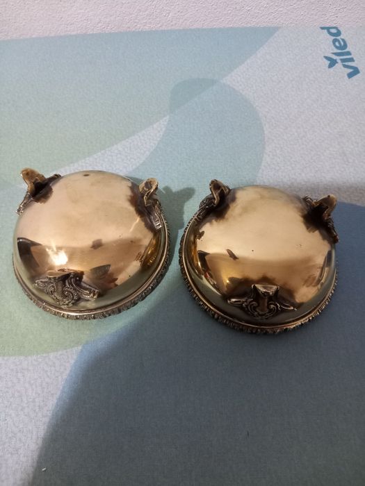 Pecas de decoração antigas em metal