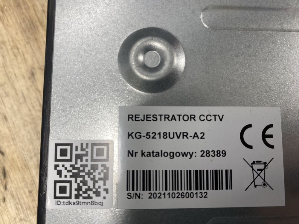 Kenik 6 kamer CCTV i rejestrator plus kable