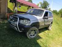 Chevrolet niva 2002