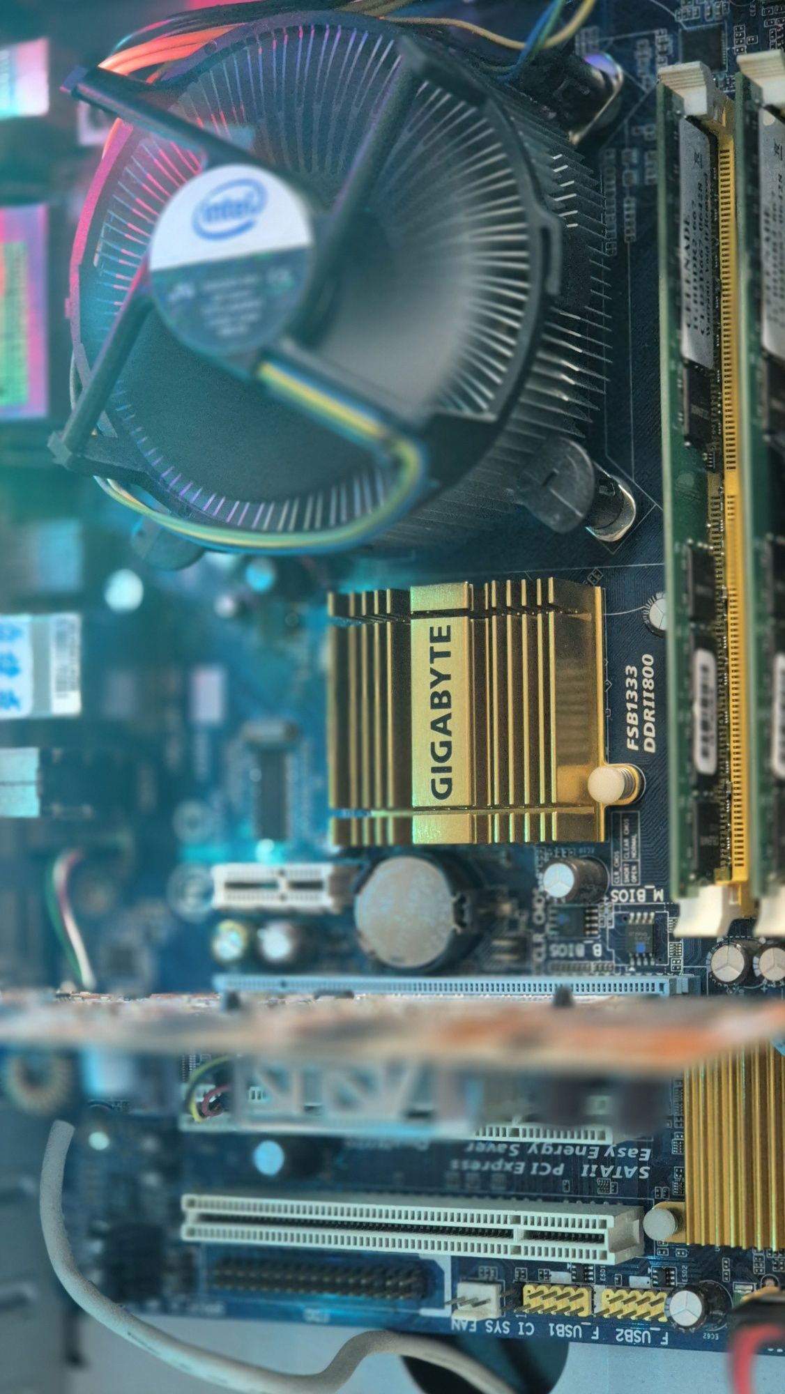 Computador de Secretária - Torre ATX