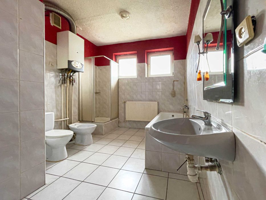 Szamocin budynek o pow. 416 m2 na działce 861 m2, ogromne możliwości!