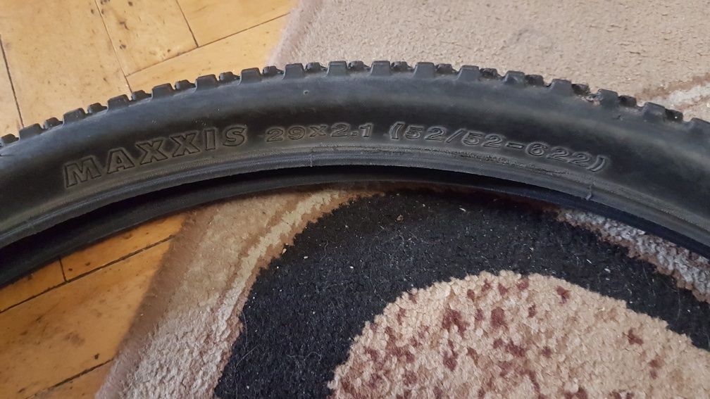 Maxxis crossmark, shwalbe smart sam 29/2,1